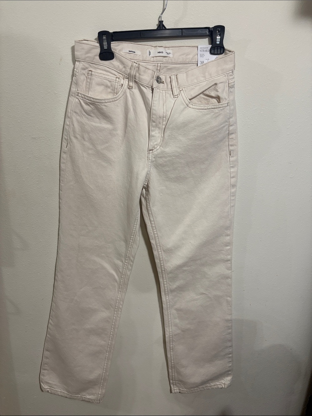 NWT MNG Mango Cream Color Matilda Straight Leg Mid Waist Jeans Size 6